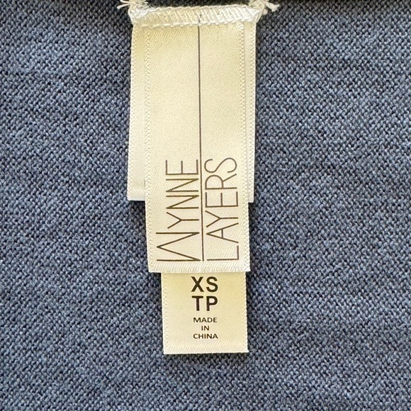 Wynne Layers XS Cardigan Blue White Button Front Sweater 100% Cotton Oversized - Picture 7 of 11